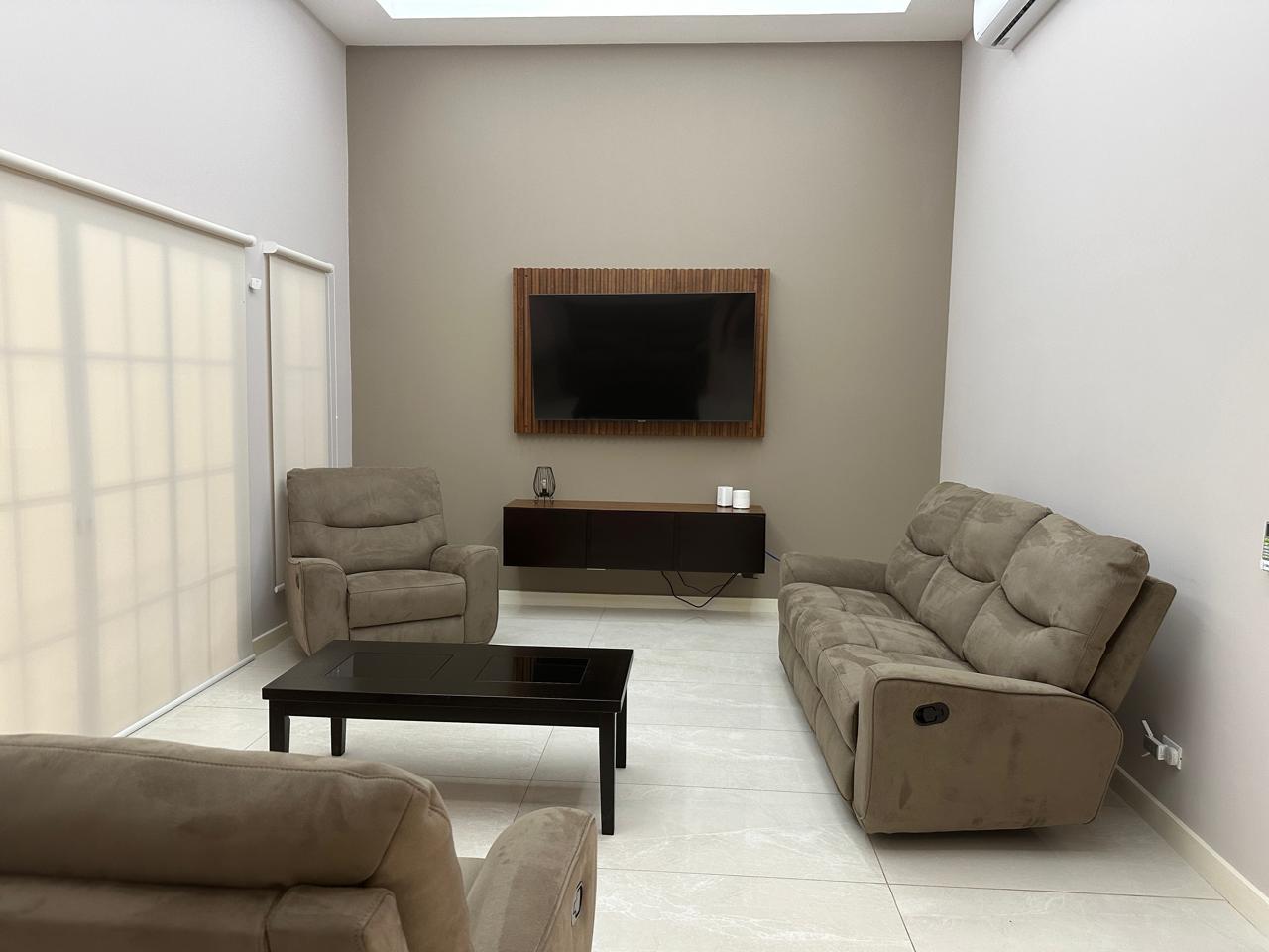 Single Level Gated Home, Ciudad Colon, San Jose