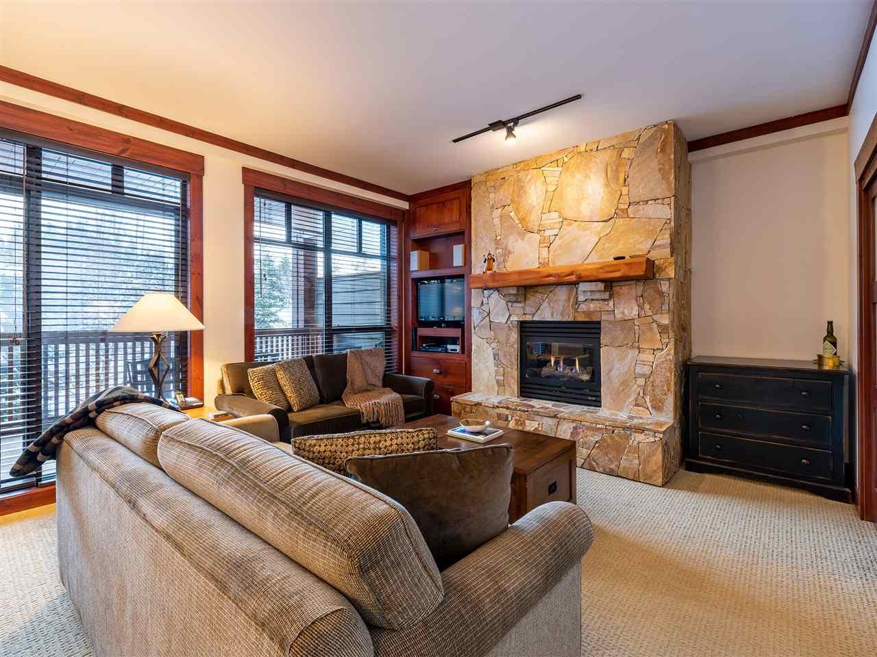 203-2202 Gondola Wy