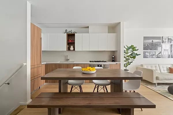 323 20th Street Unit: A1