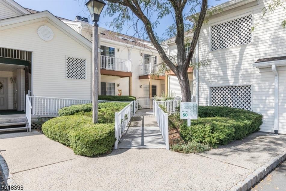 203 Potomac Dr #90