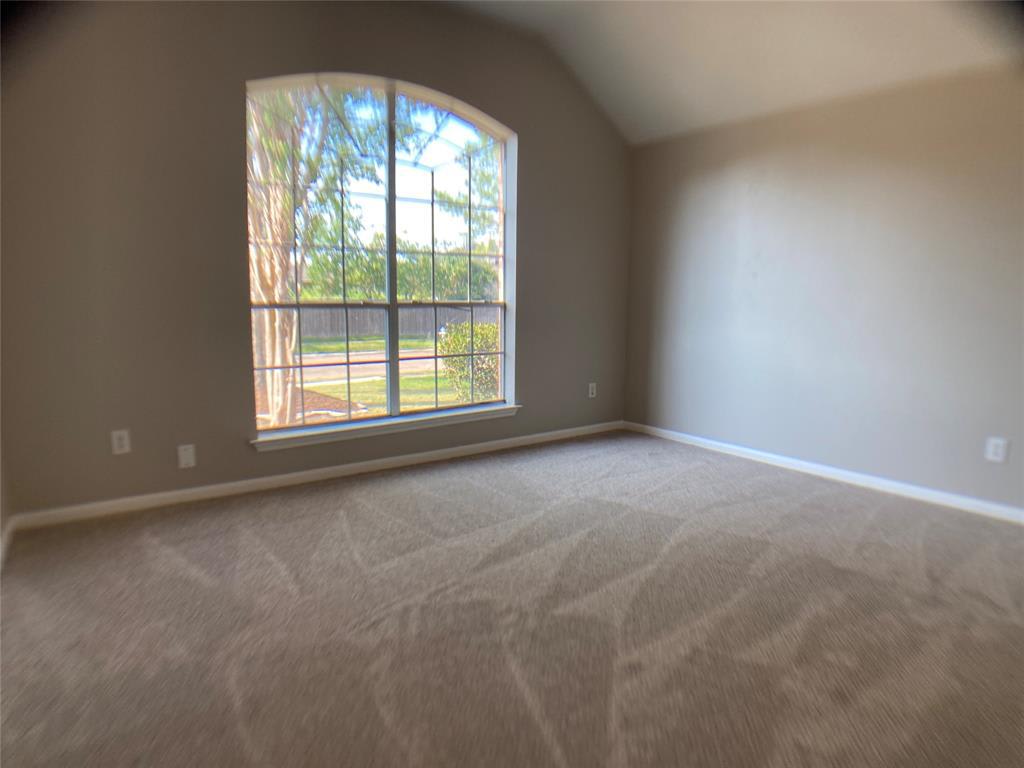 14315 Fenton Ln