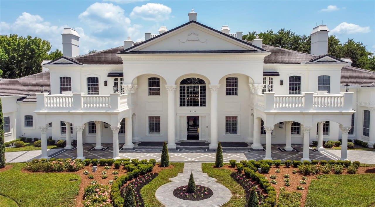 front exterior of 9200 bentley park circle