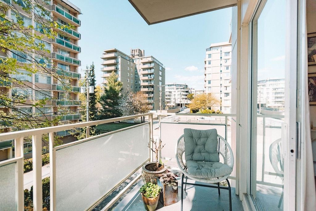 303-2409 W 43rd Ave