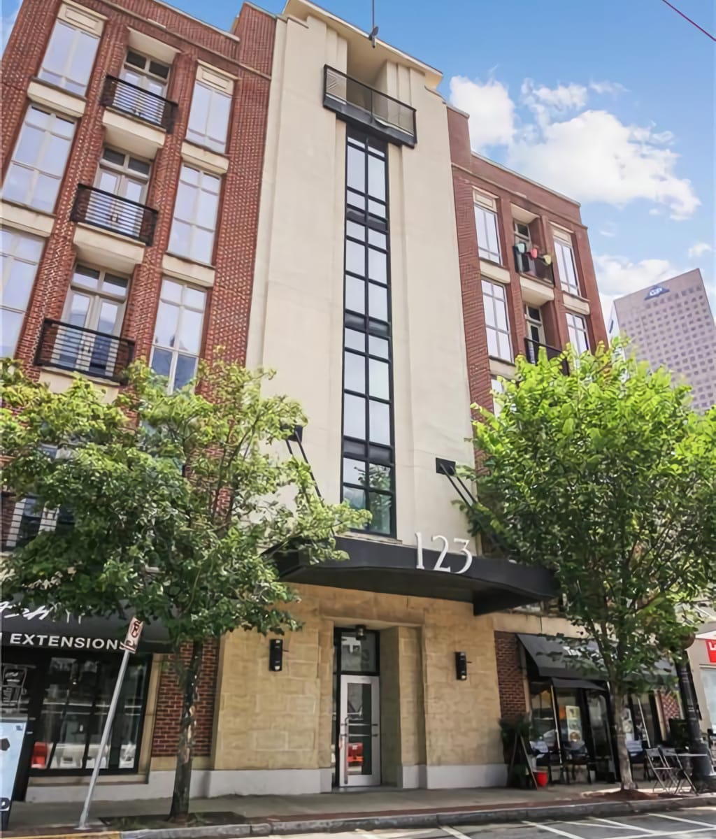 123 Luckie Street Lofts