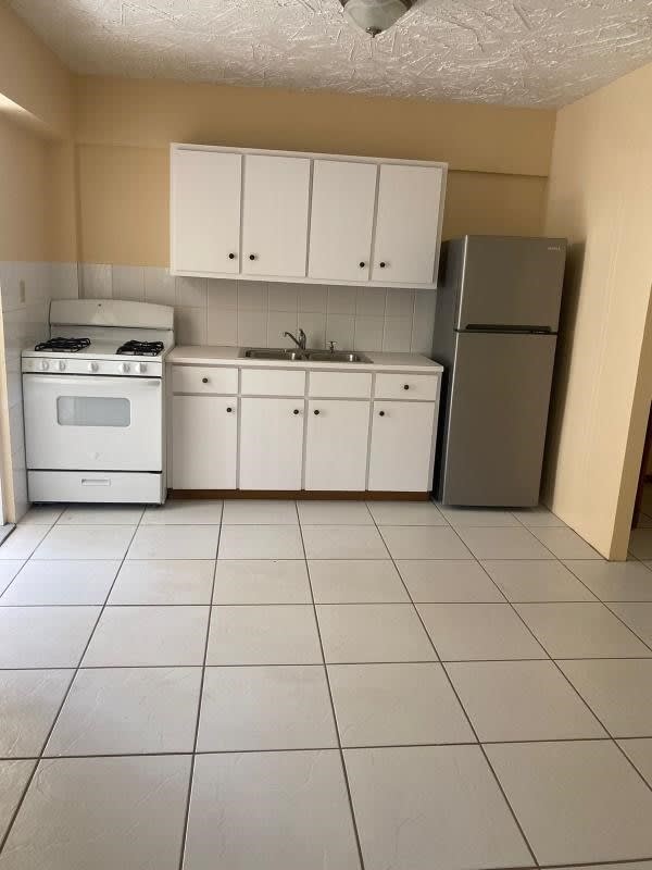 900 Road Town 1 Bedroom Apartment