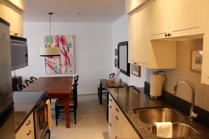 401-2320 W 40th Ave