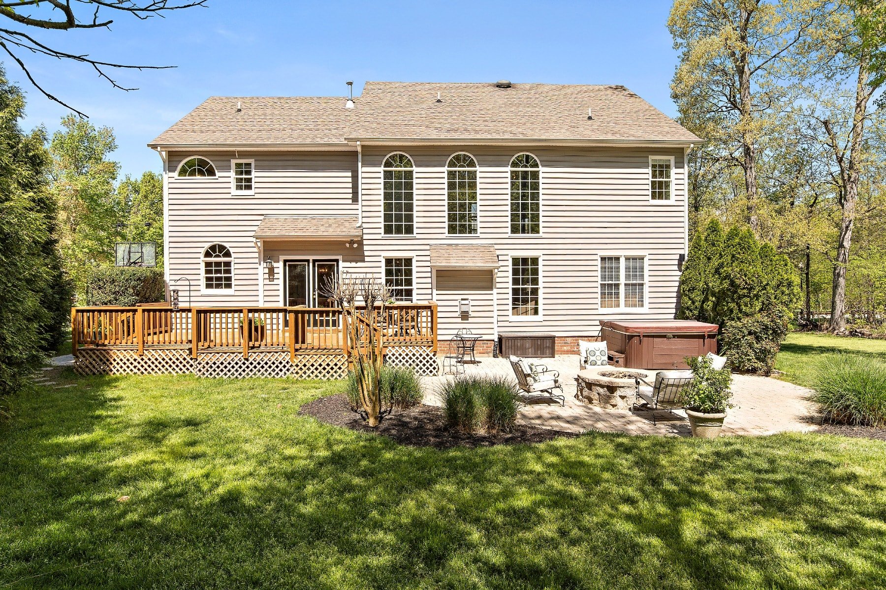 3513 Kings Farm Drive