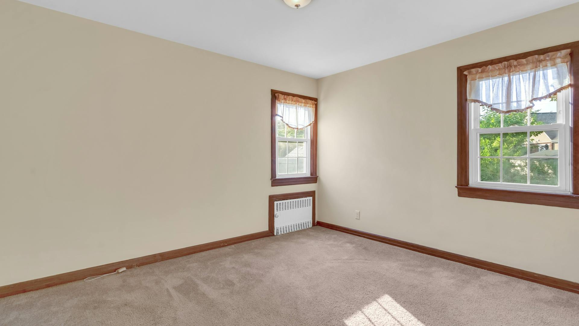 8-15 Park Avenue