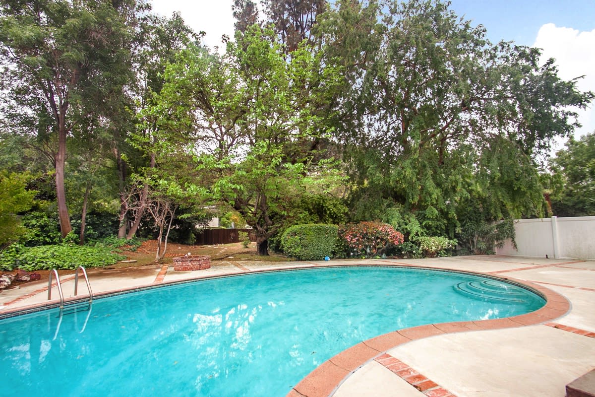 11258 Canton Dr Studio City, CA