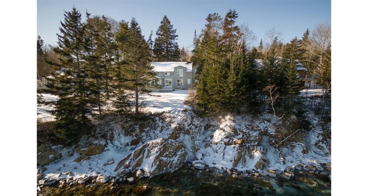 Home For Sale – 26 Little Island Lane, Owls Head, Maine 04854