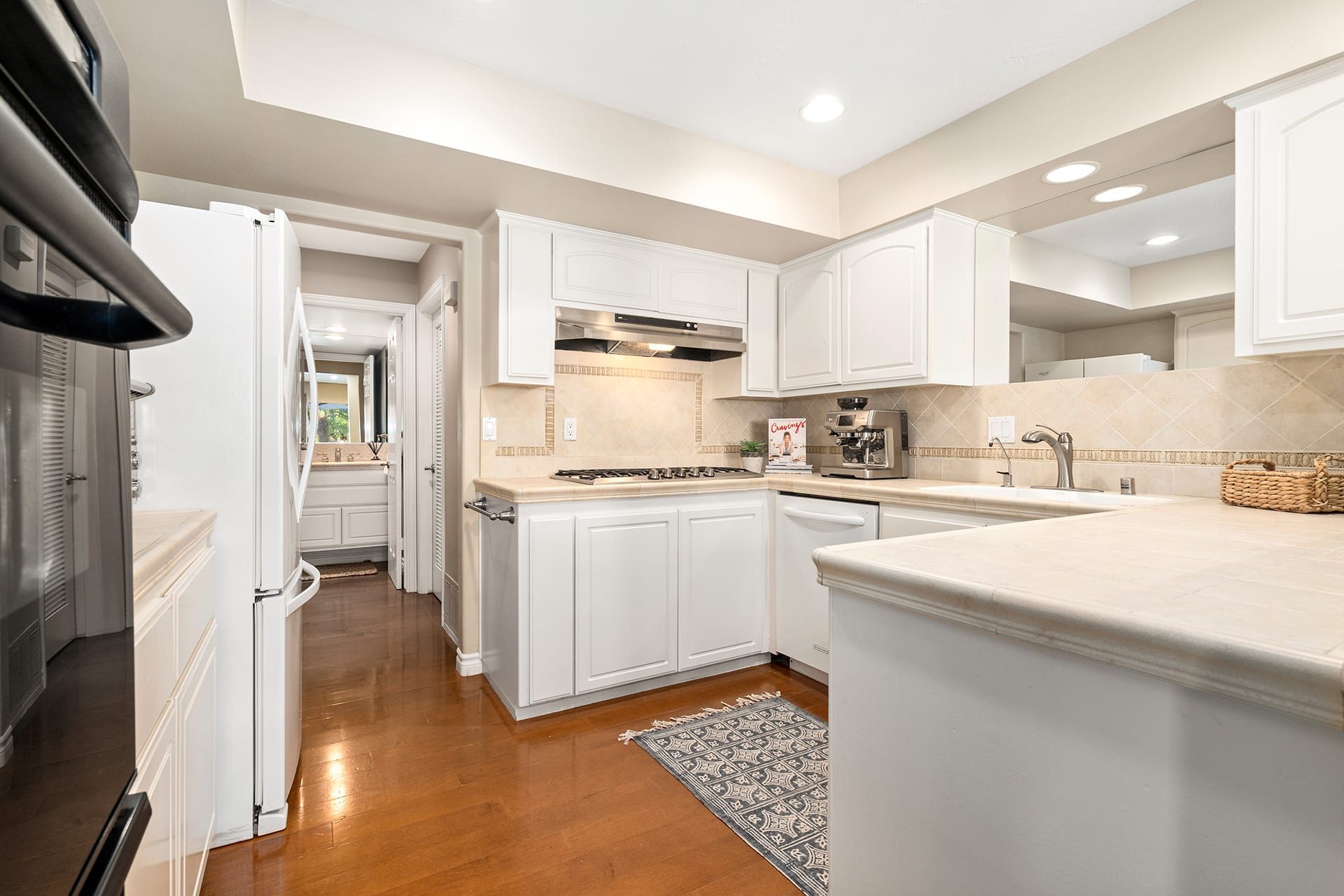 2135 Vista Laredo
