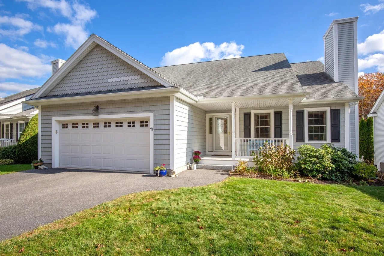 New Condo Listing! 42 Carriage Lane 5, Brunswick, Maine – $560,000