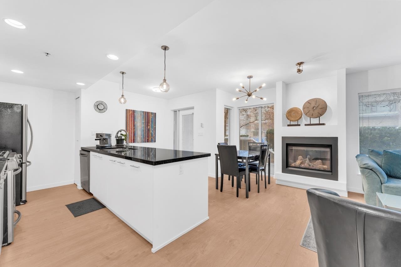 TH1-1288 Chesterfield Ave