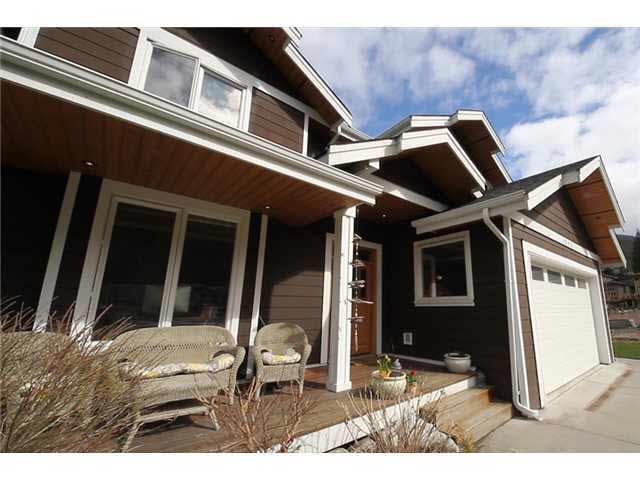 1043 Jay Cres
