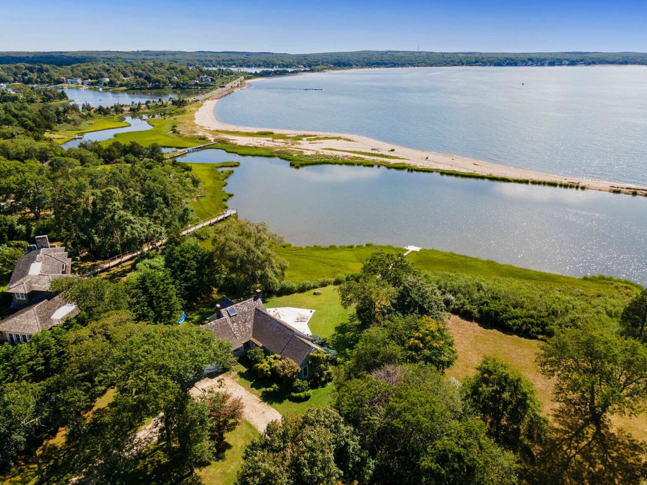 Light-Filled Waterfront Cottage