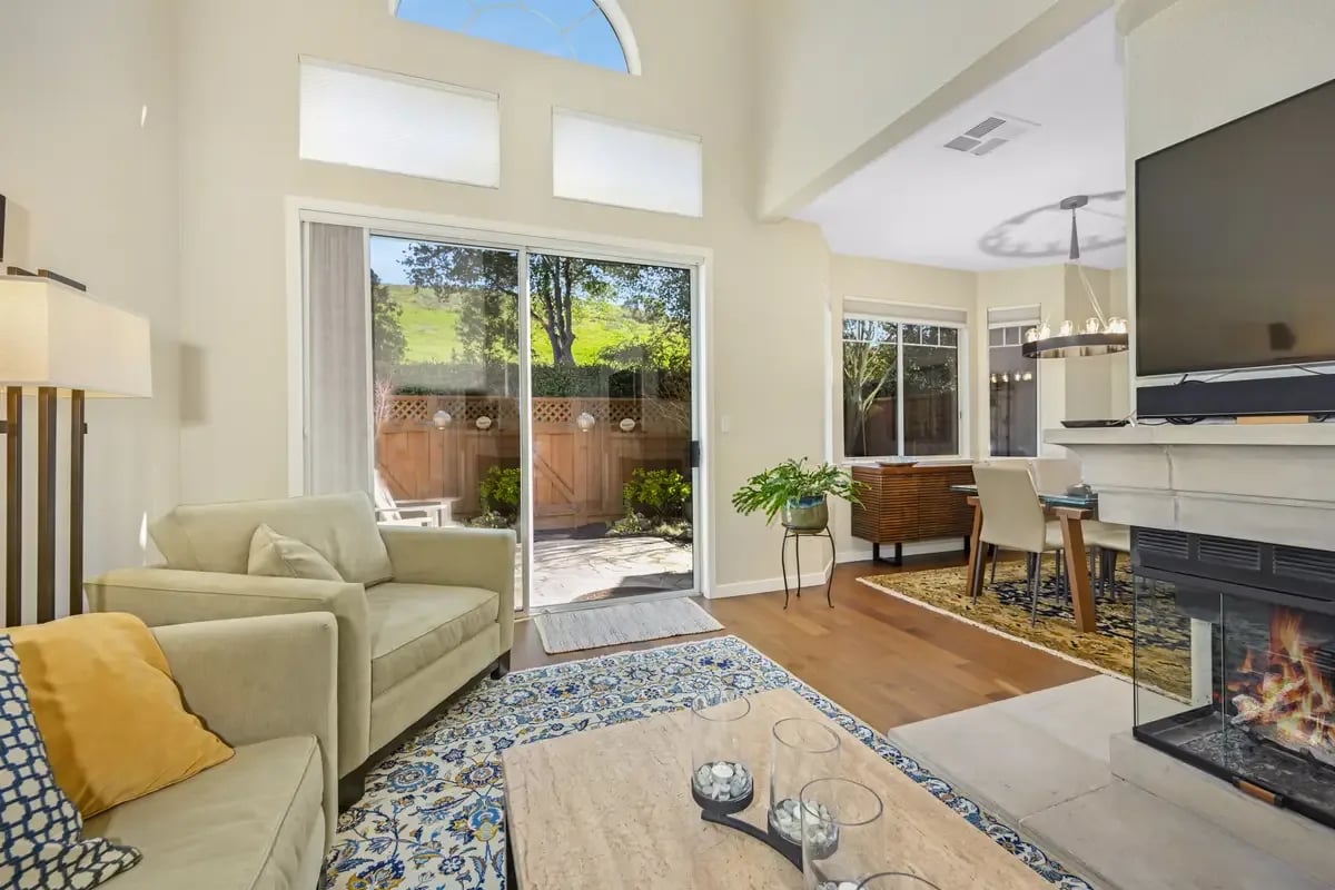 309 Sutton Circle