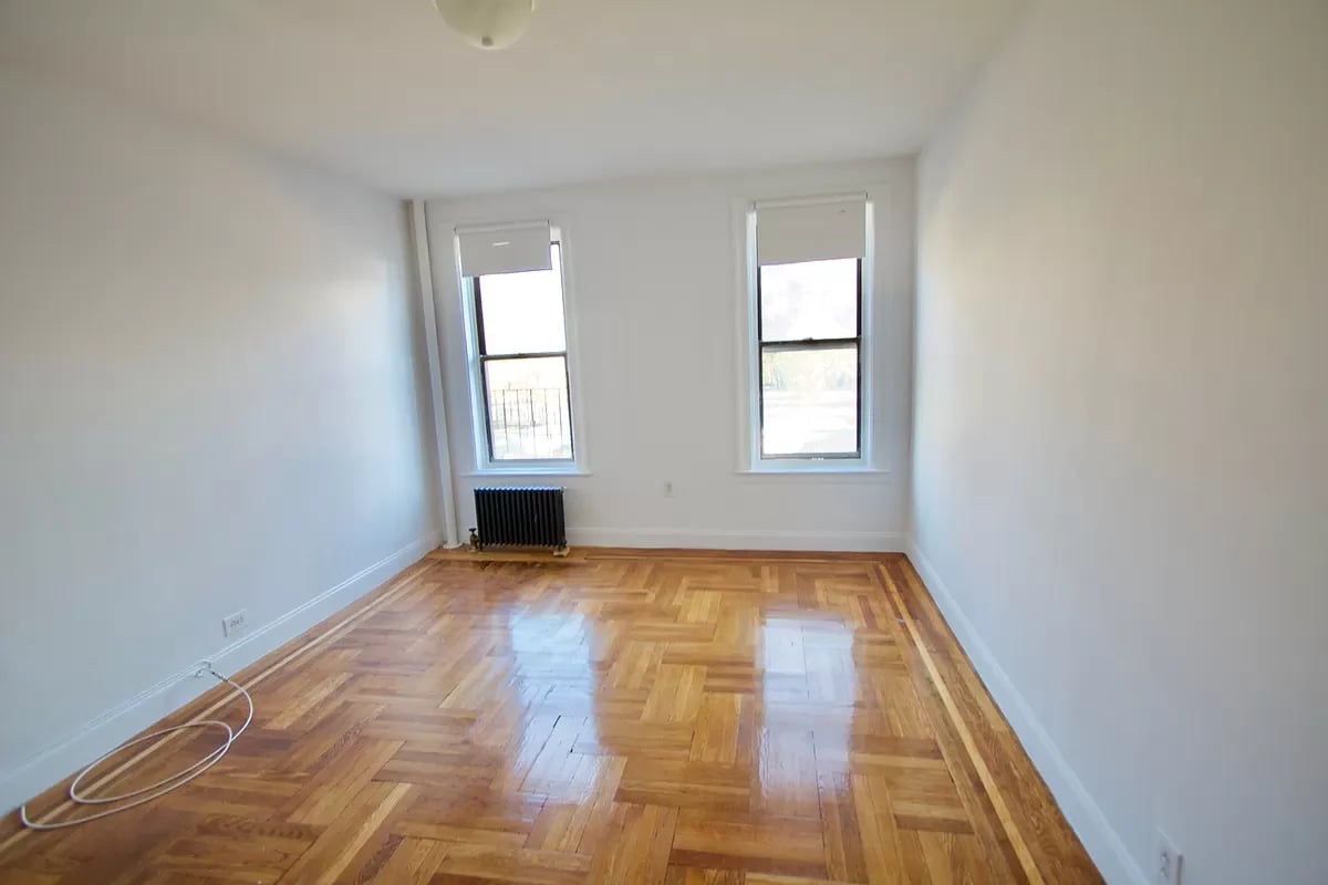 501 West 189th Street Unit: 1D