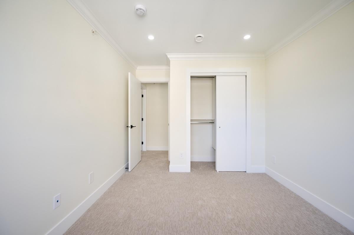 25-1115 Roma Ave