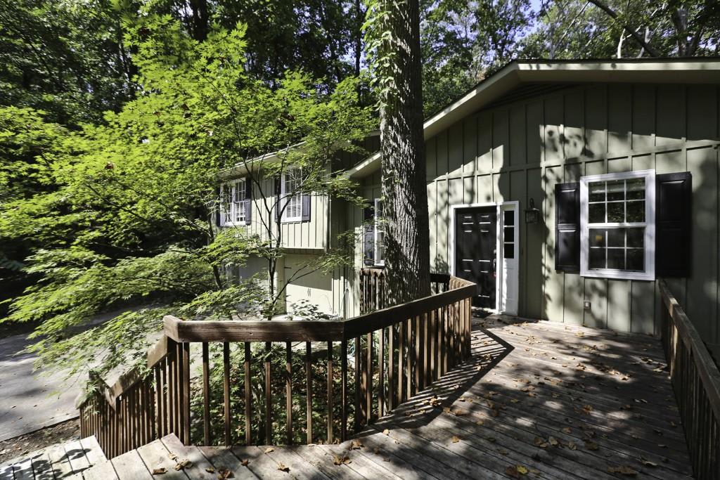 3173 Laramie Dr