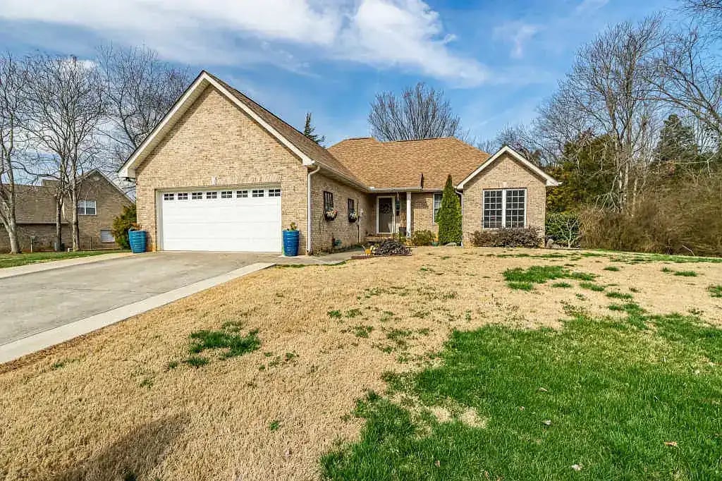 1809 Crazy Horse Dr
