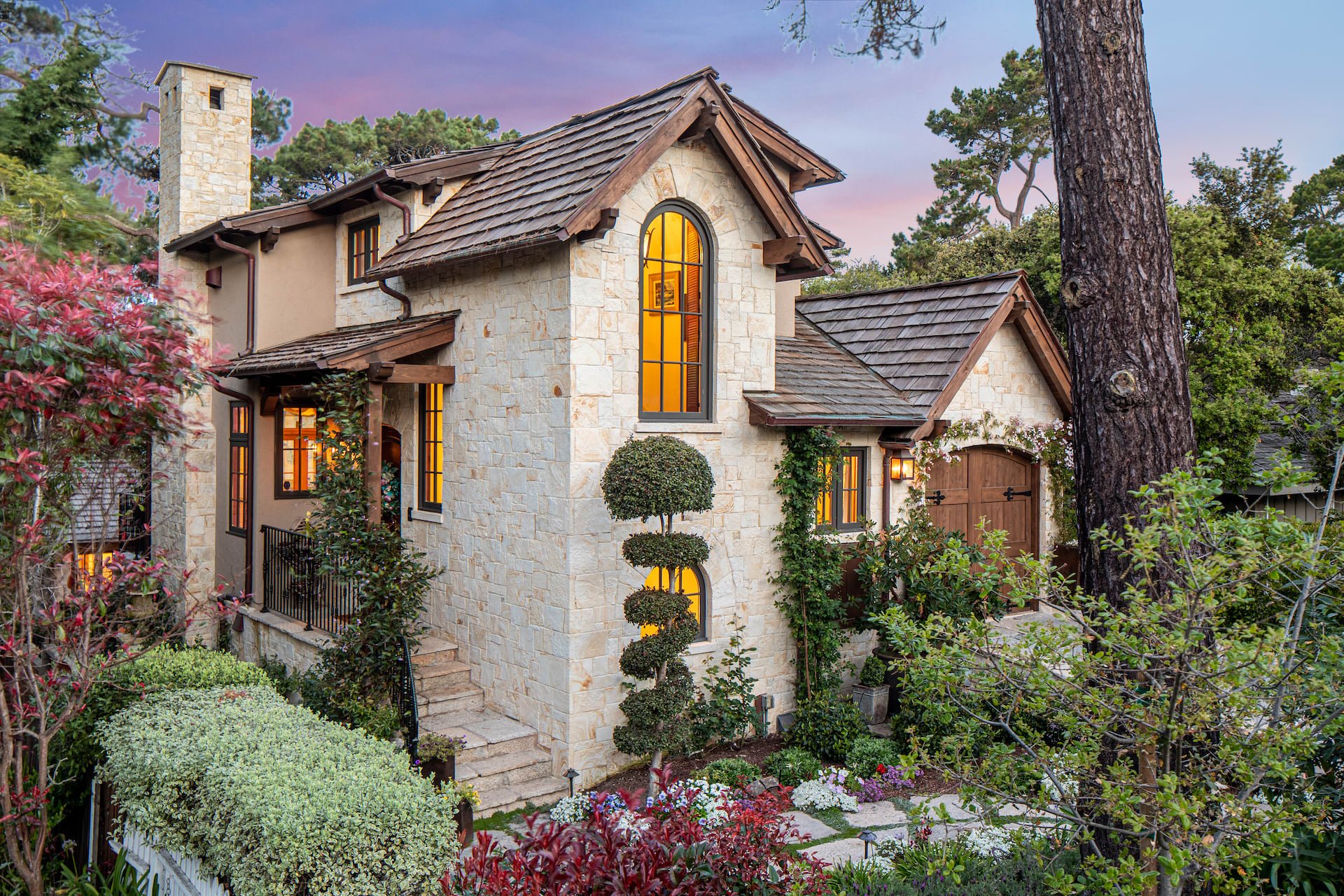 Carmel Golden Rectangle - Lincoln 4 SW of 12th