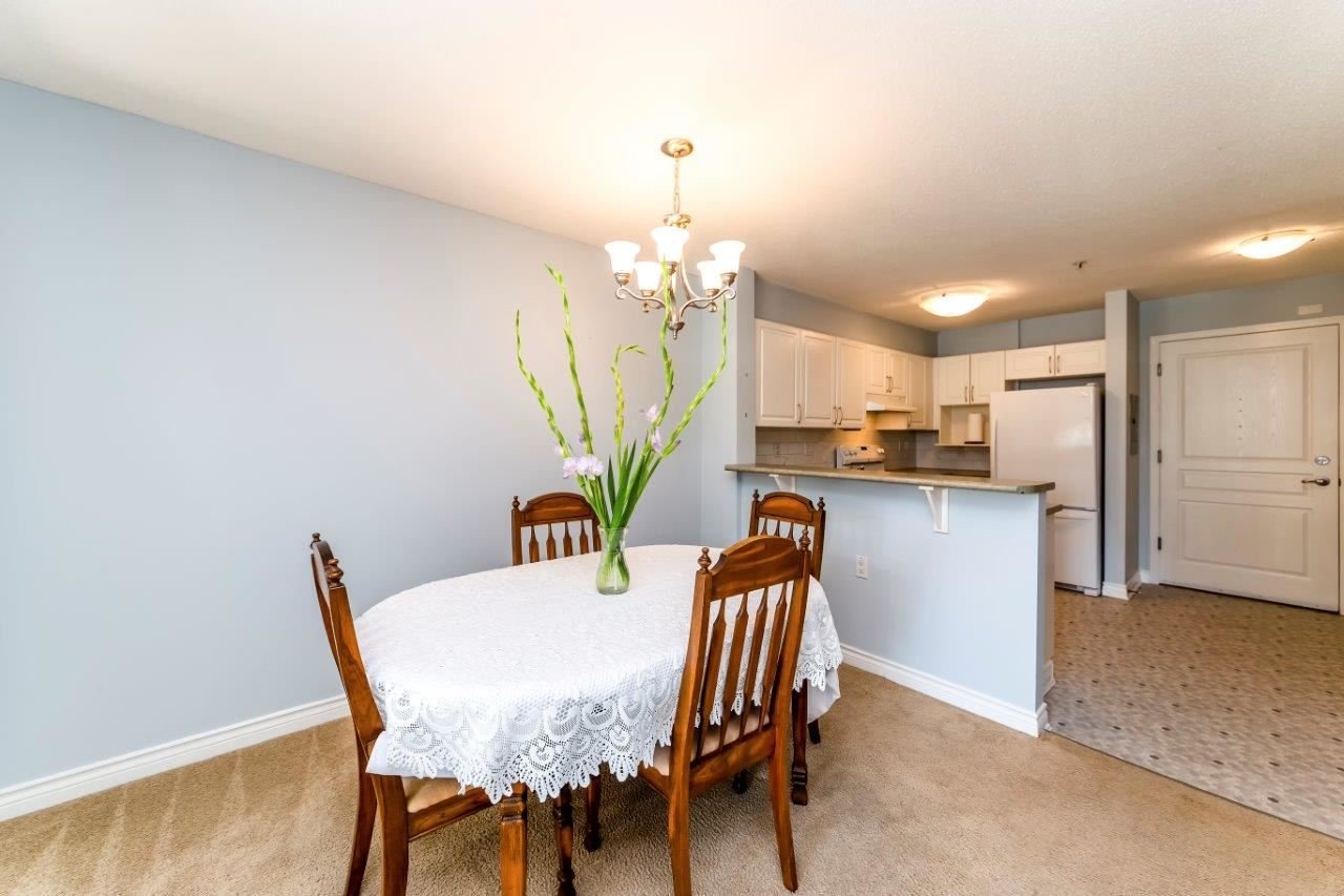 202-960 Lynn Valley Rd