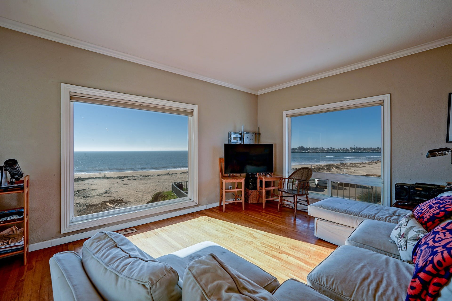 Santa Cruz Beach Living - 1703 E Cliff Dr