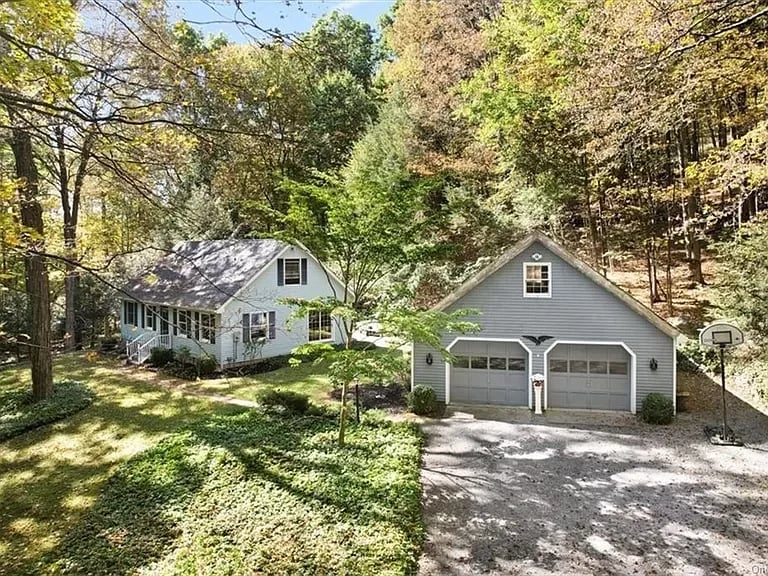 340 Seminary Hill Road 