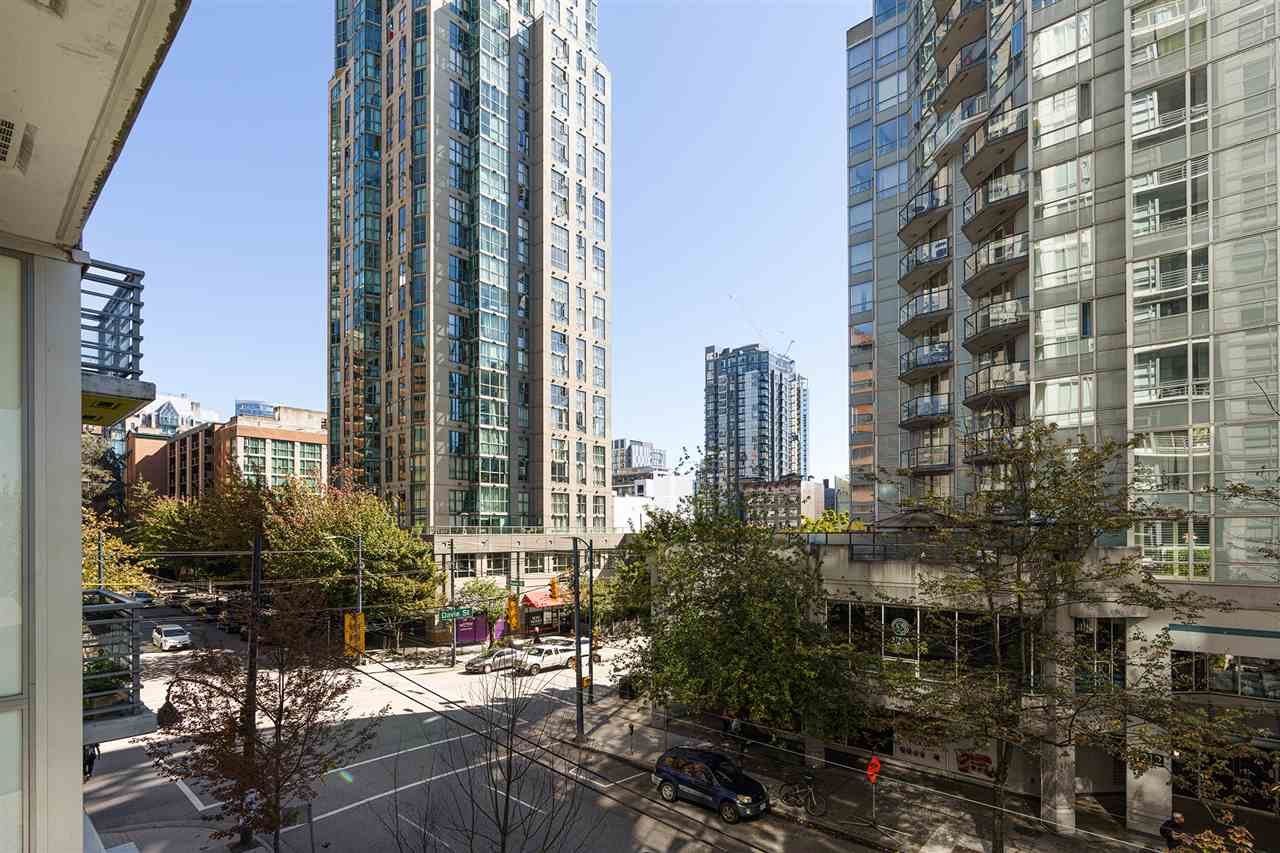 306-1205 Howe Street, Vancouver