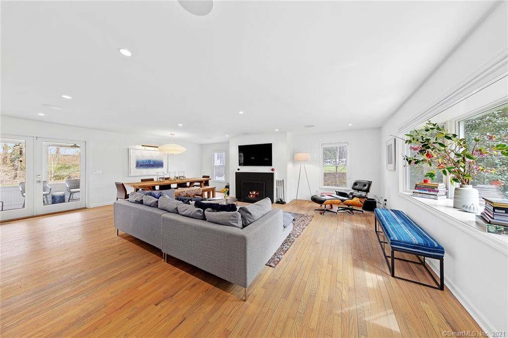 8 Rivard Cres