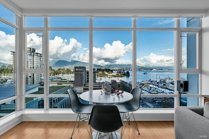 1101-1616 Bayshore Dr