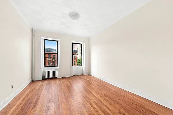 942 Columbus Avenue Unit: 4A
