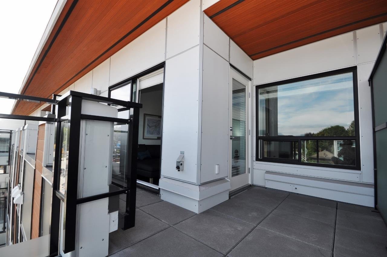409-2858 W 4th Ave