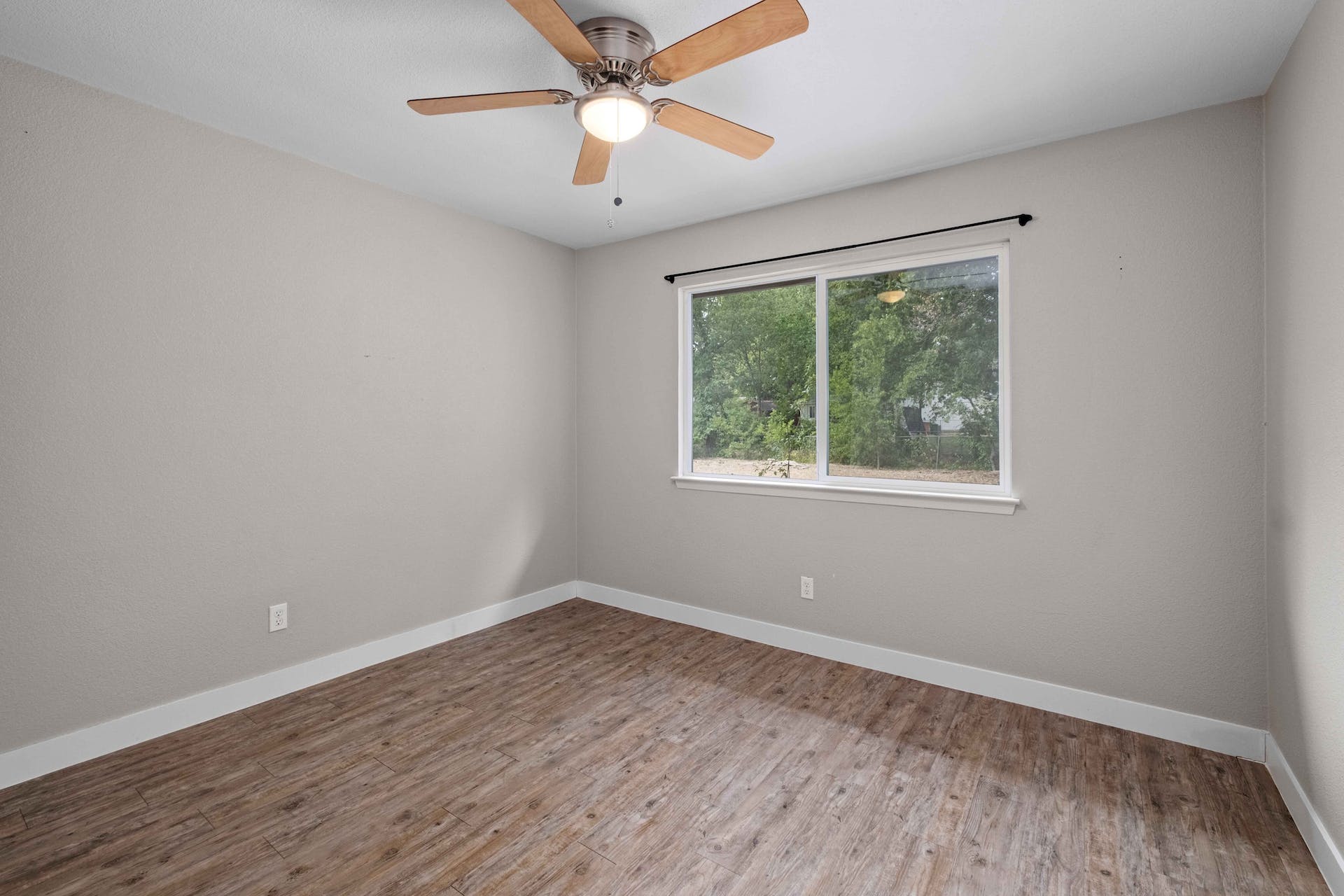 4906 Brassiewood Dr, Austin, Texas 78744