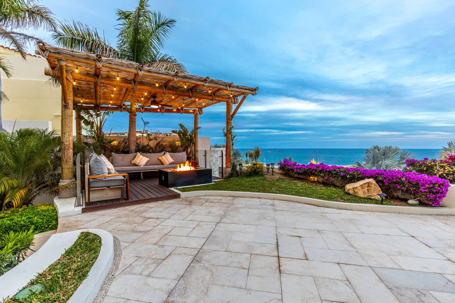 Cabo Colorado