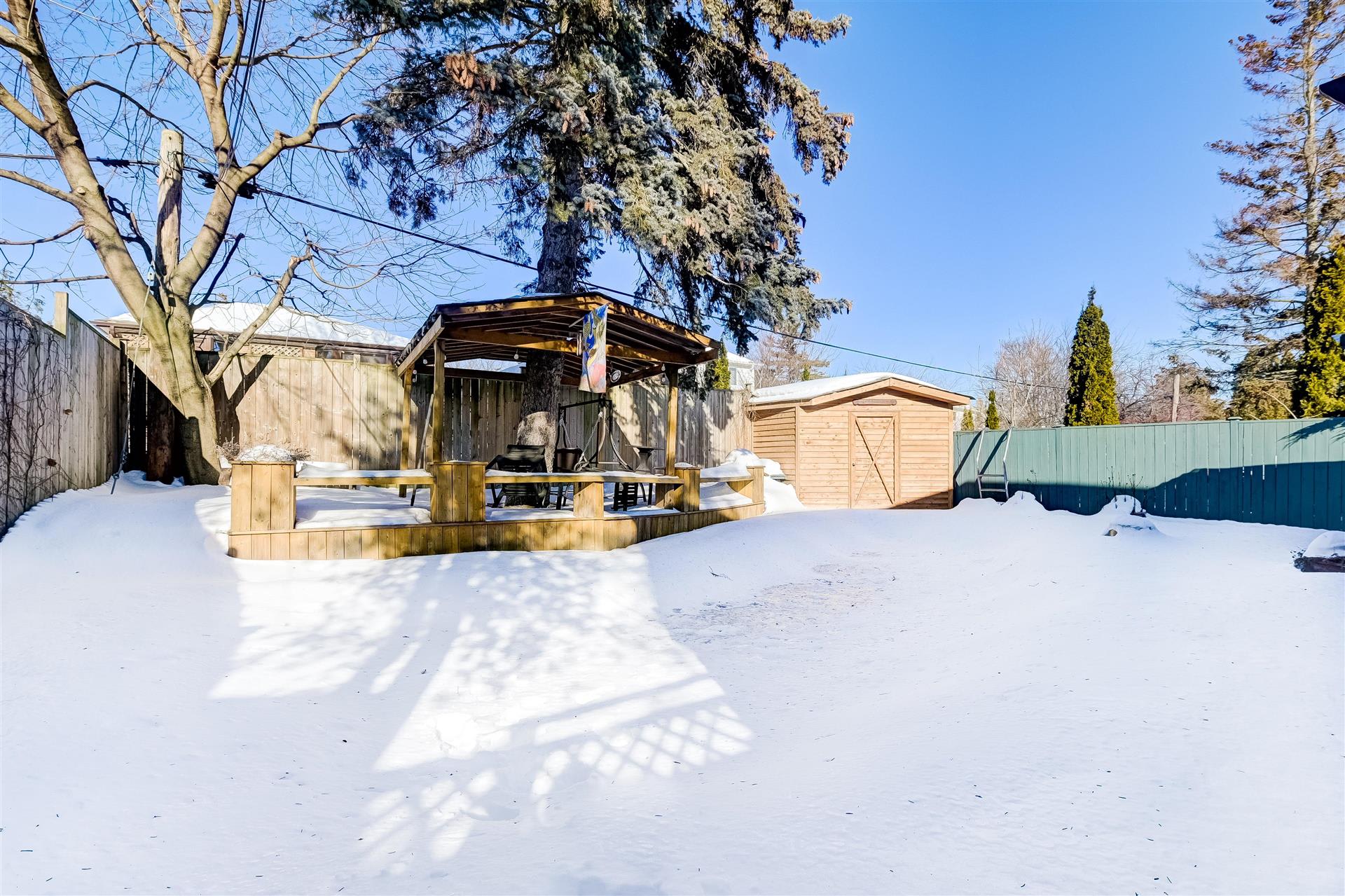 216 Catalina Dr