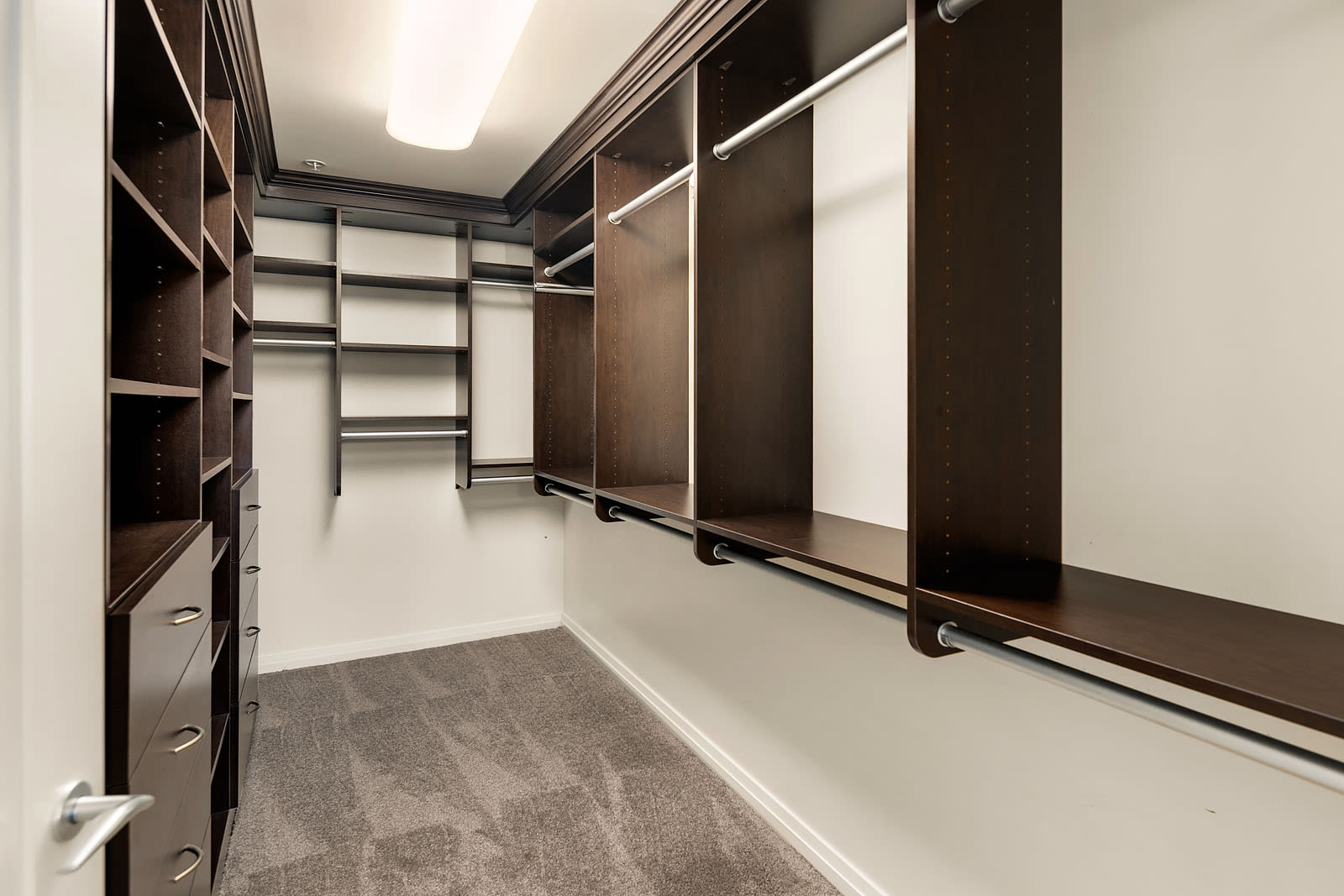 10700 NE 4th Street, Unit 1016