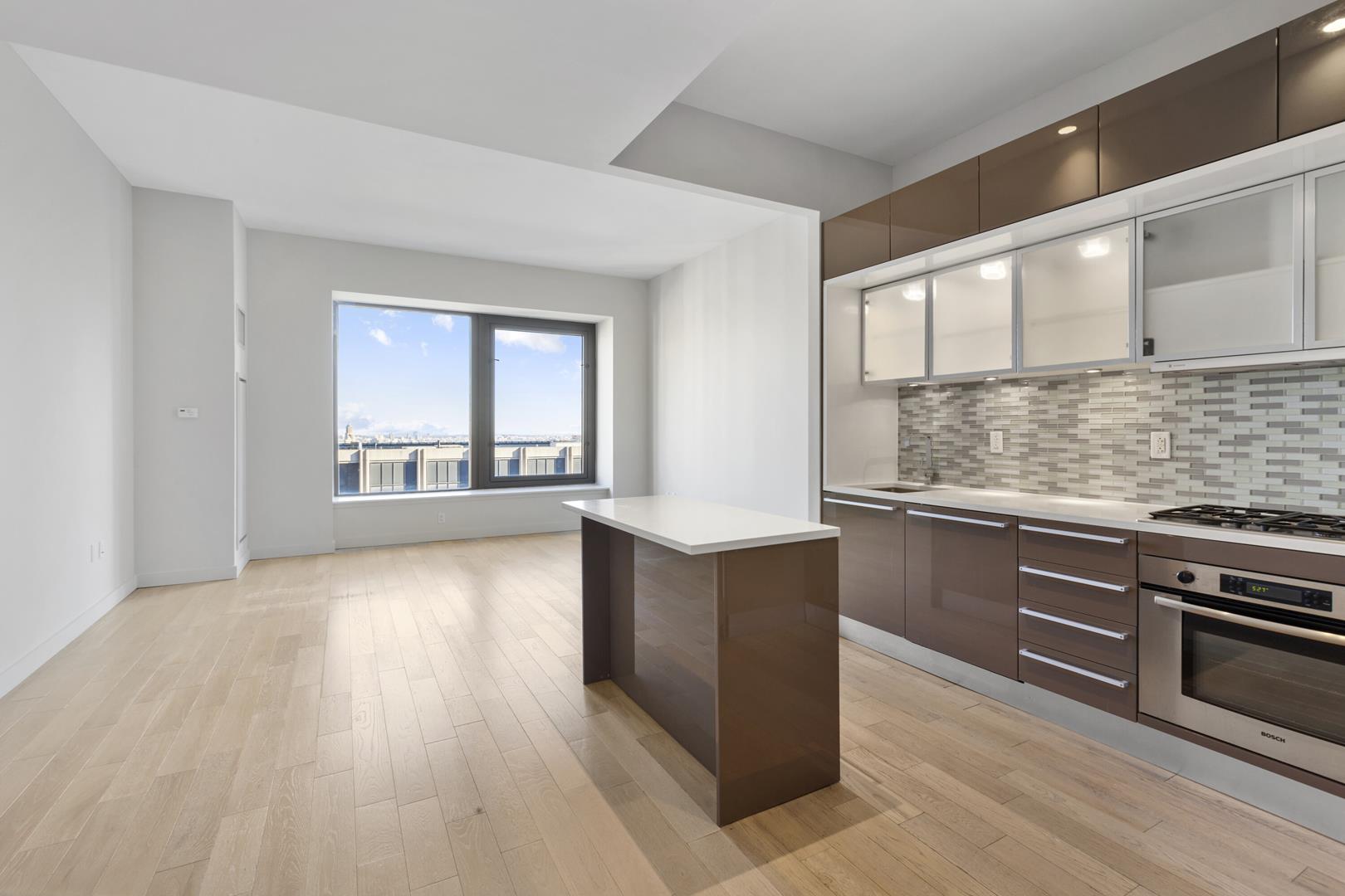 75 Wall Street, Apt 34-E