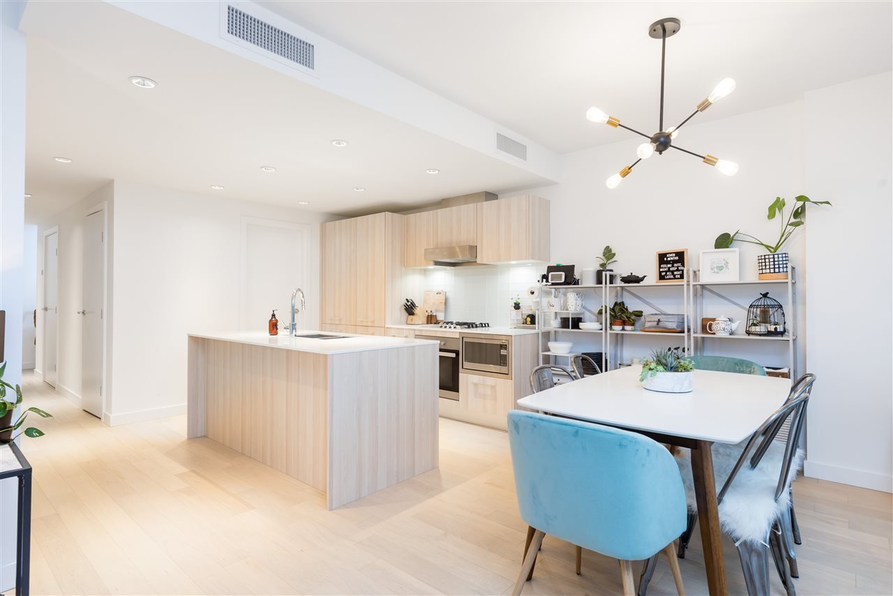 703-2220 Kingsway