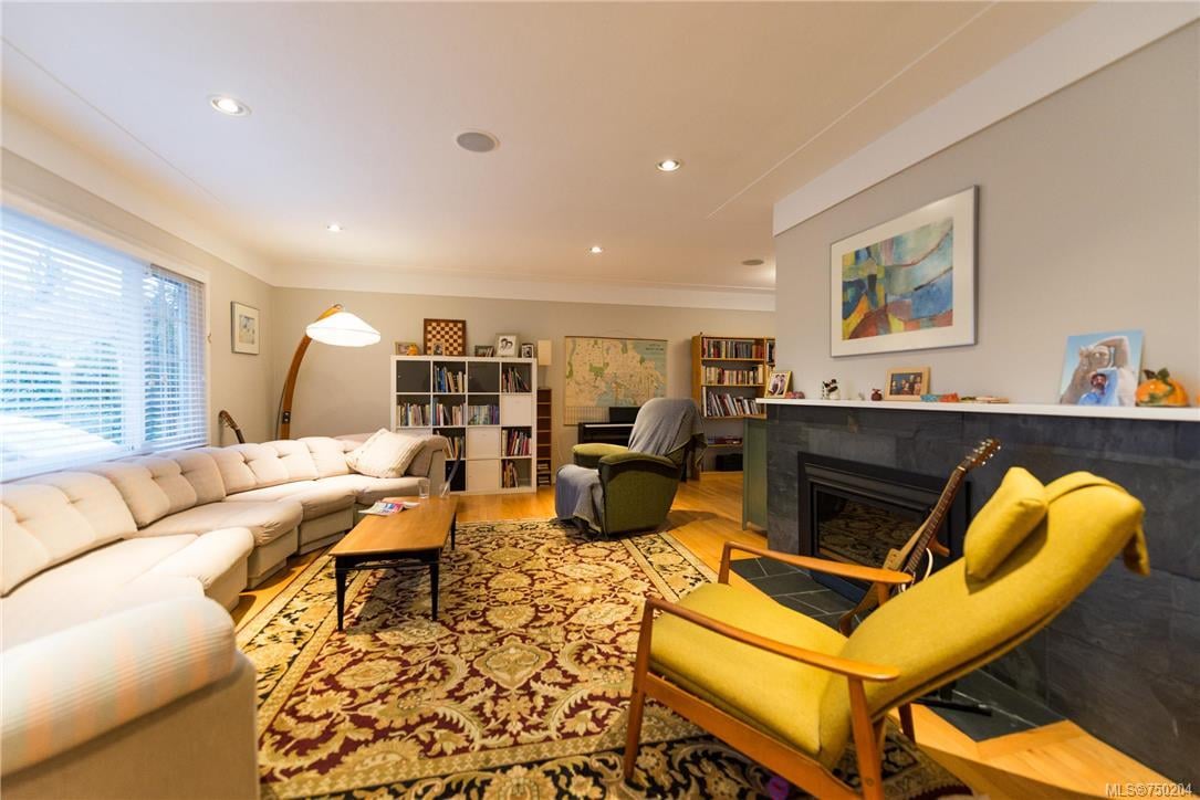 3910 Ansell Rd, Saanich