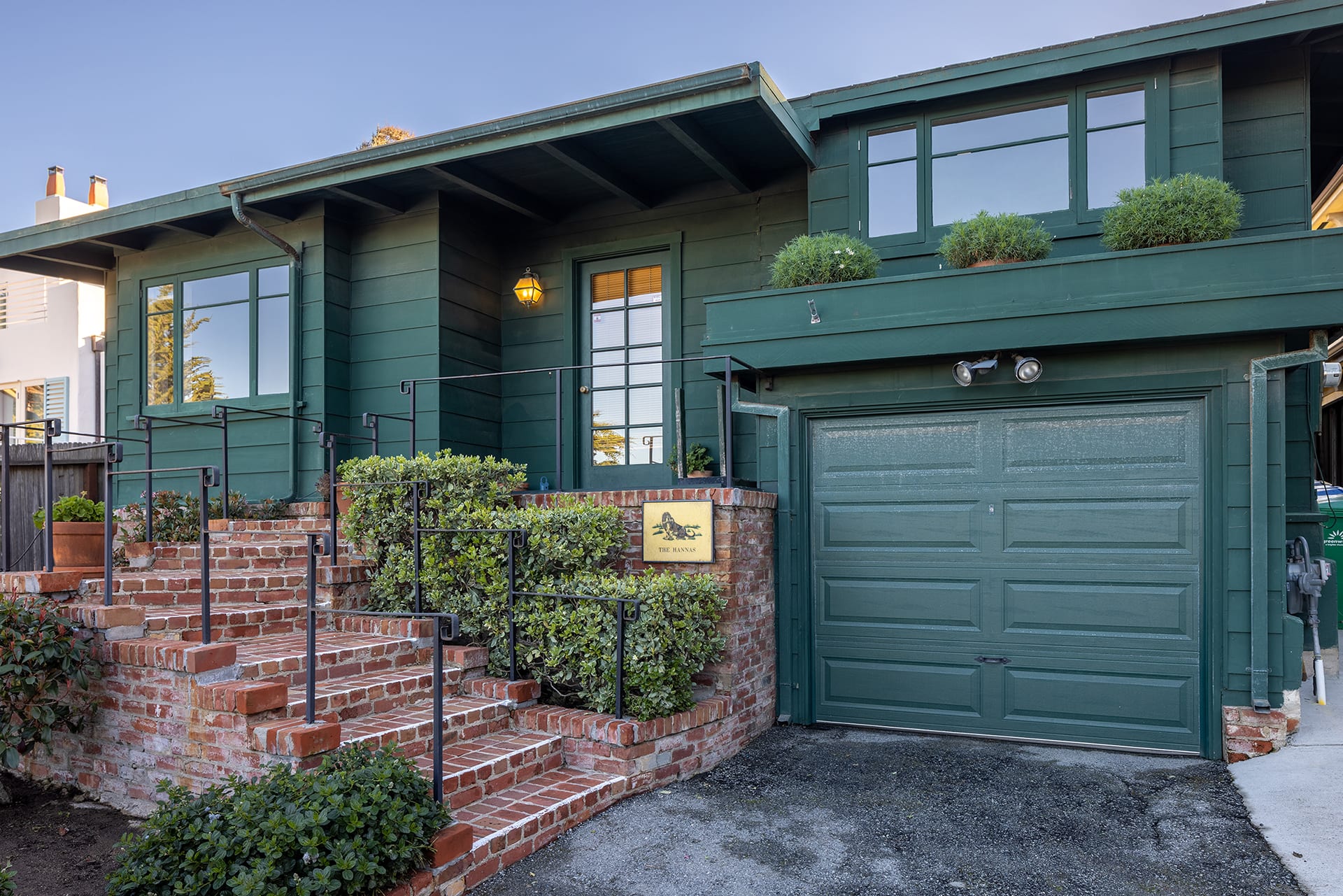 Residence By The Sea - San Antonio 2 NE of 11th