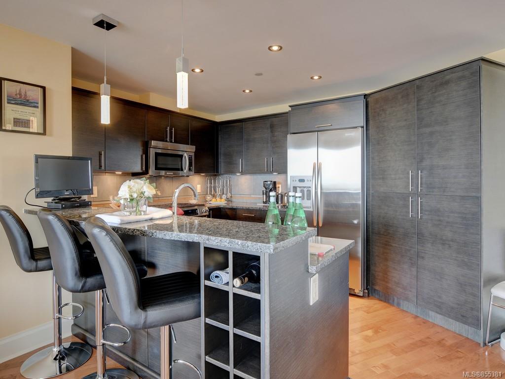 606-847 Dunsmuir Rd