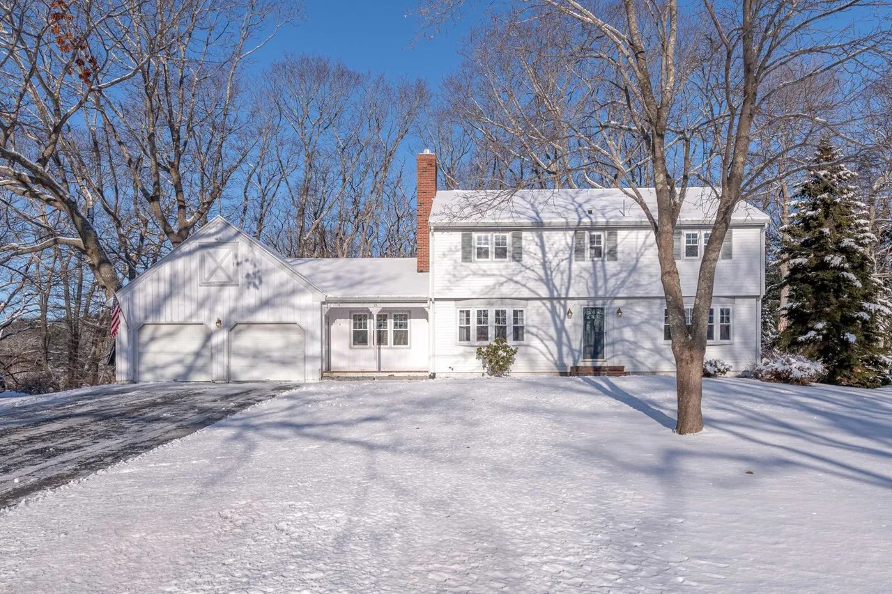 Home For Sale: 15 Spoondrift Lane, Cape Elizabeth