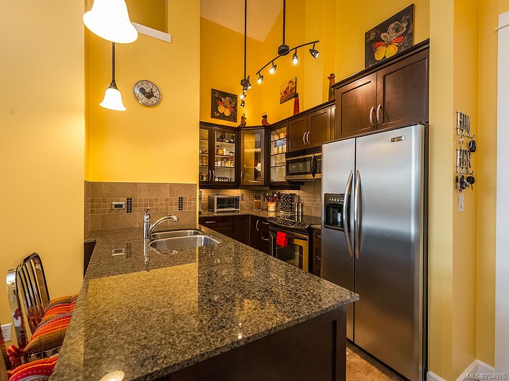 403-3210 Jacklin Rd