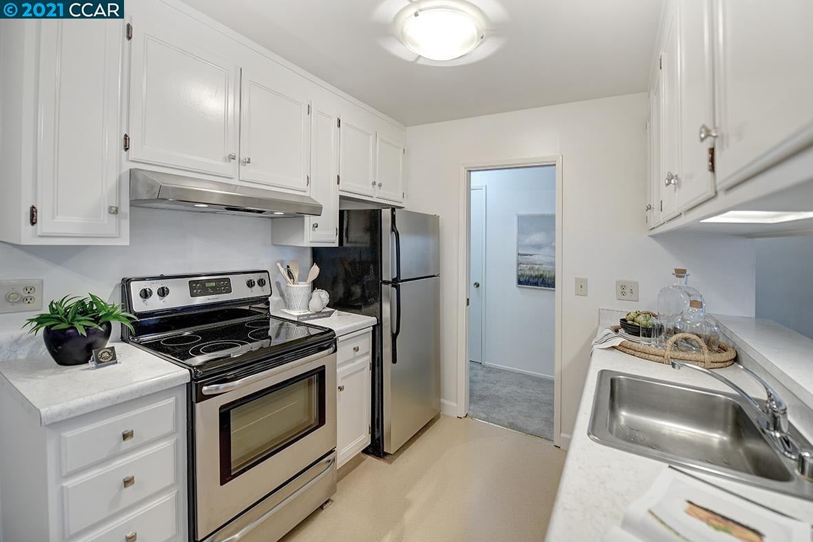 750 Oakland Ave, Unit 205  Oakland, CA 94610