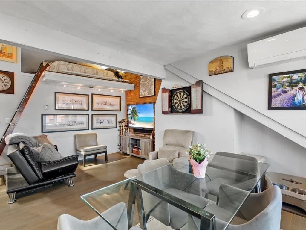 518 Shawmut Ave, #4