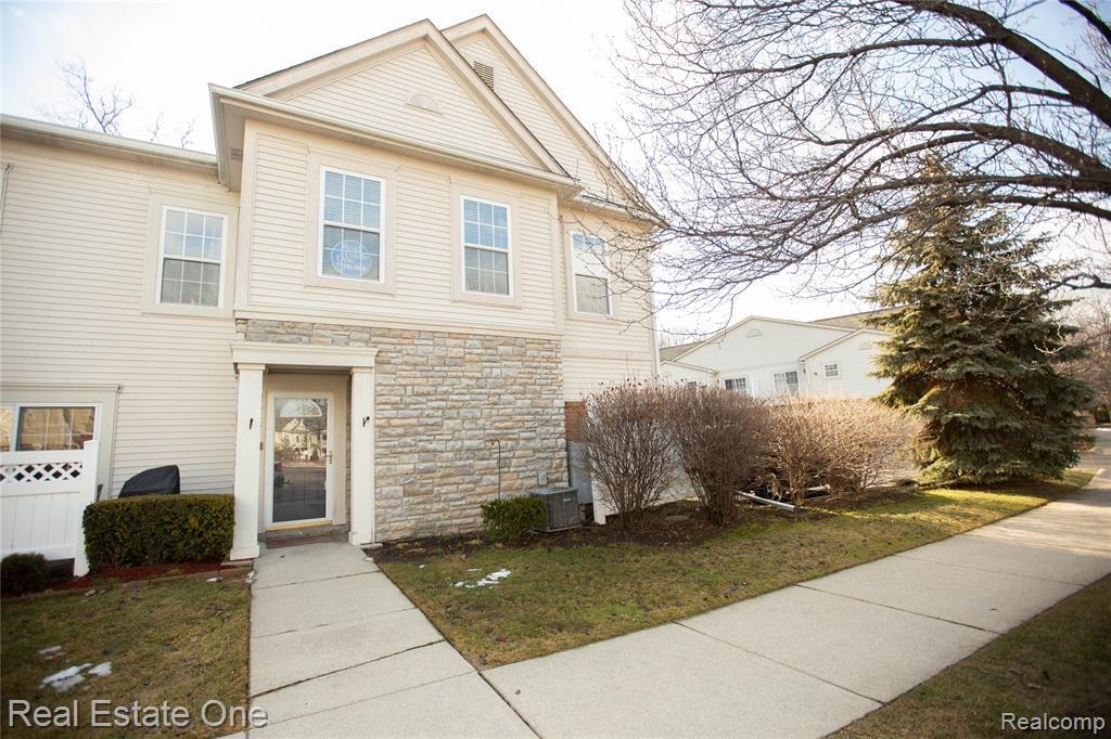 25748 Maritime Circle S