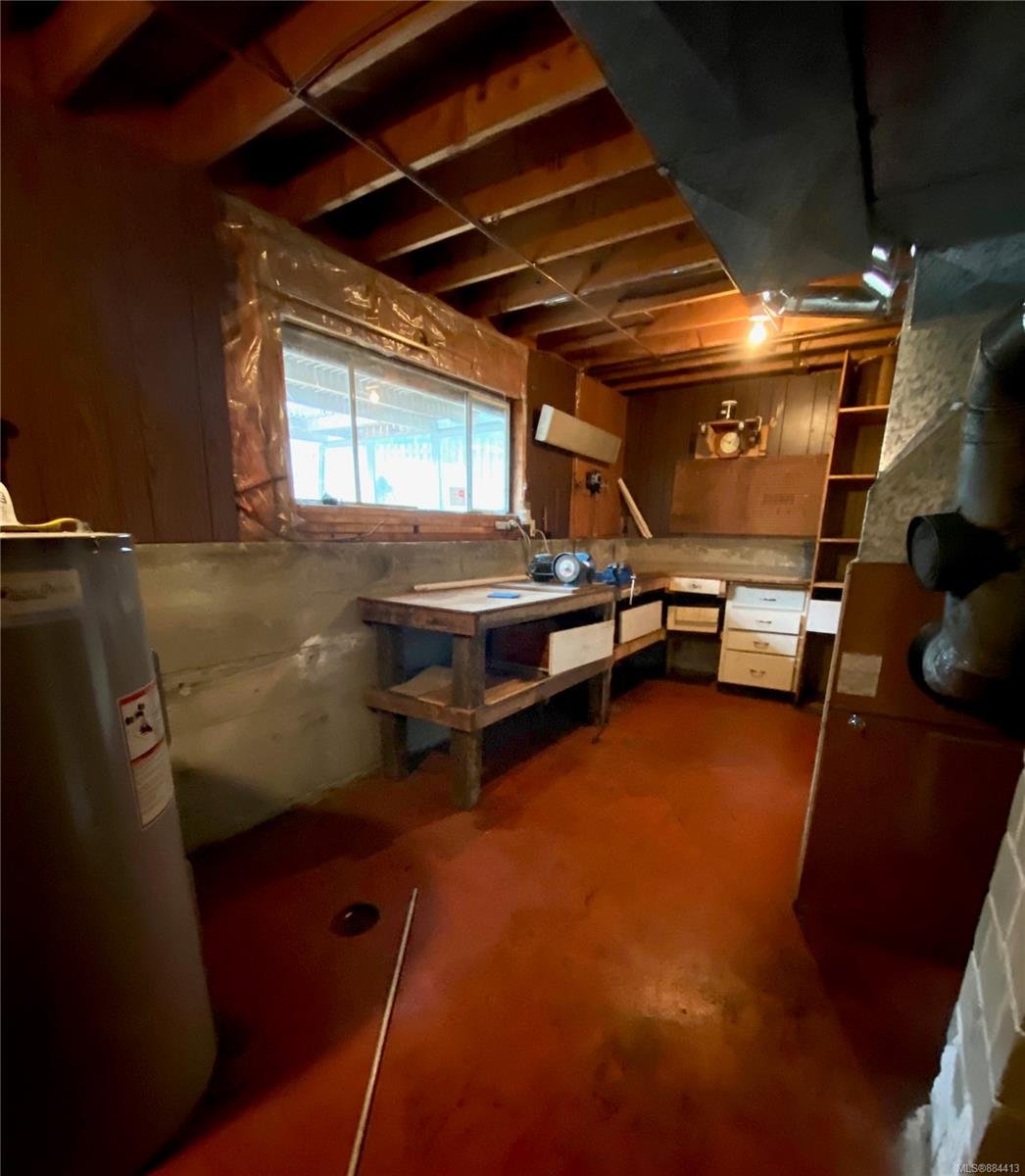 4253 Thornhill Cres