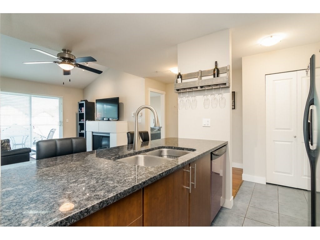 401-19340 65 Ave