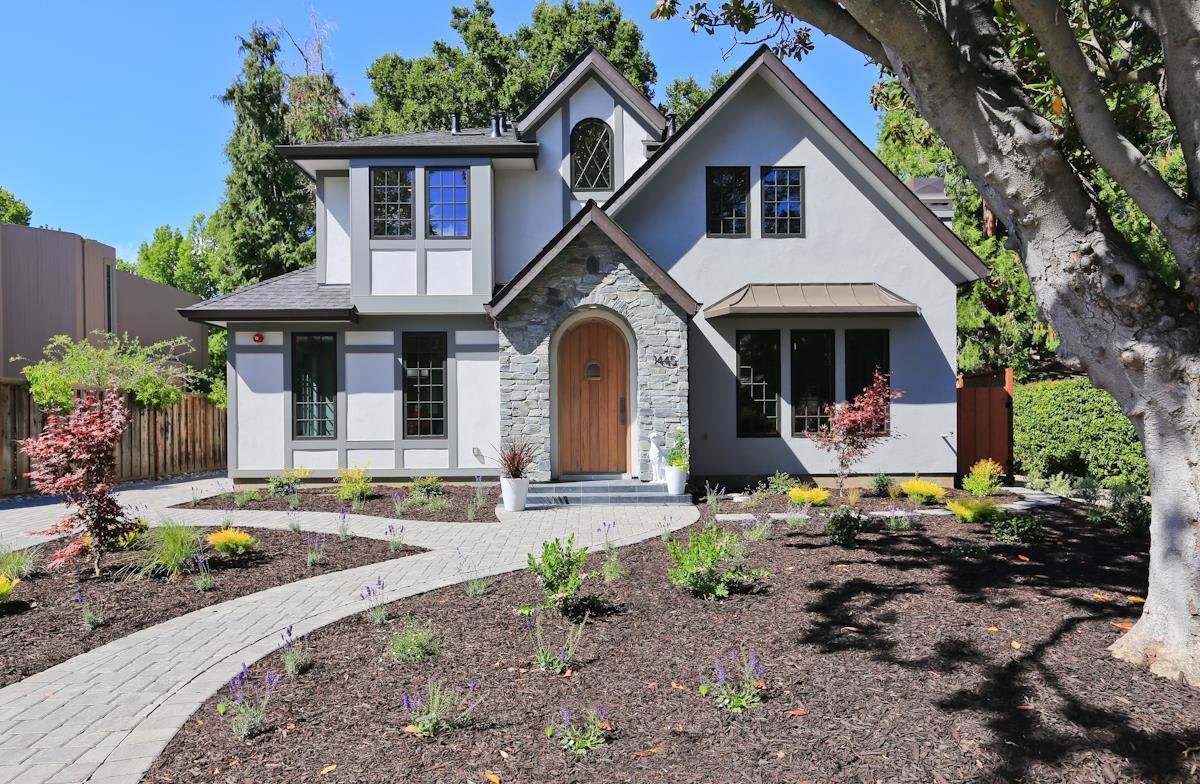 1445 Dana Ave